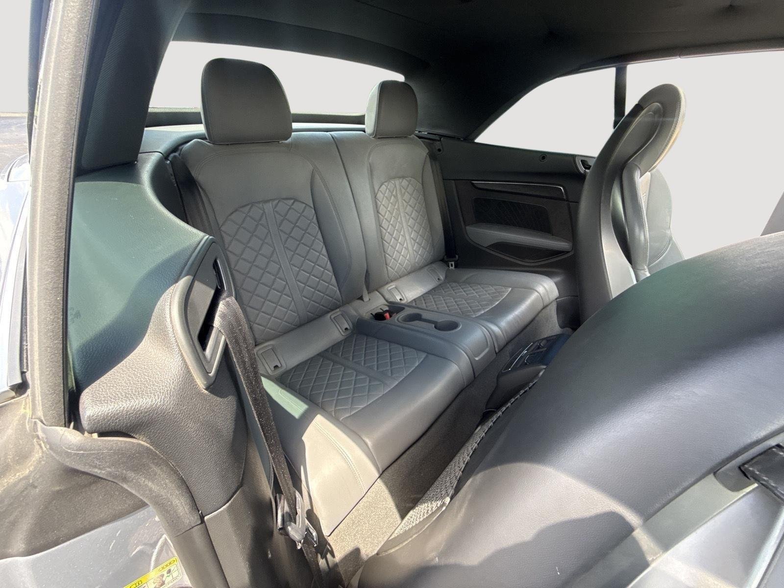 Used 2018 Florett Silver Metallic/Black Roof Audi Prestige image 5