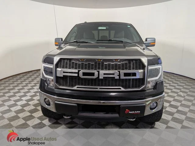 Used 2011 Black Ford XLT image 2