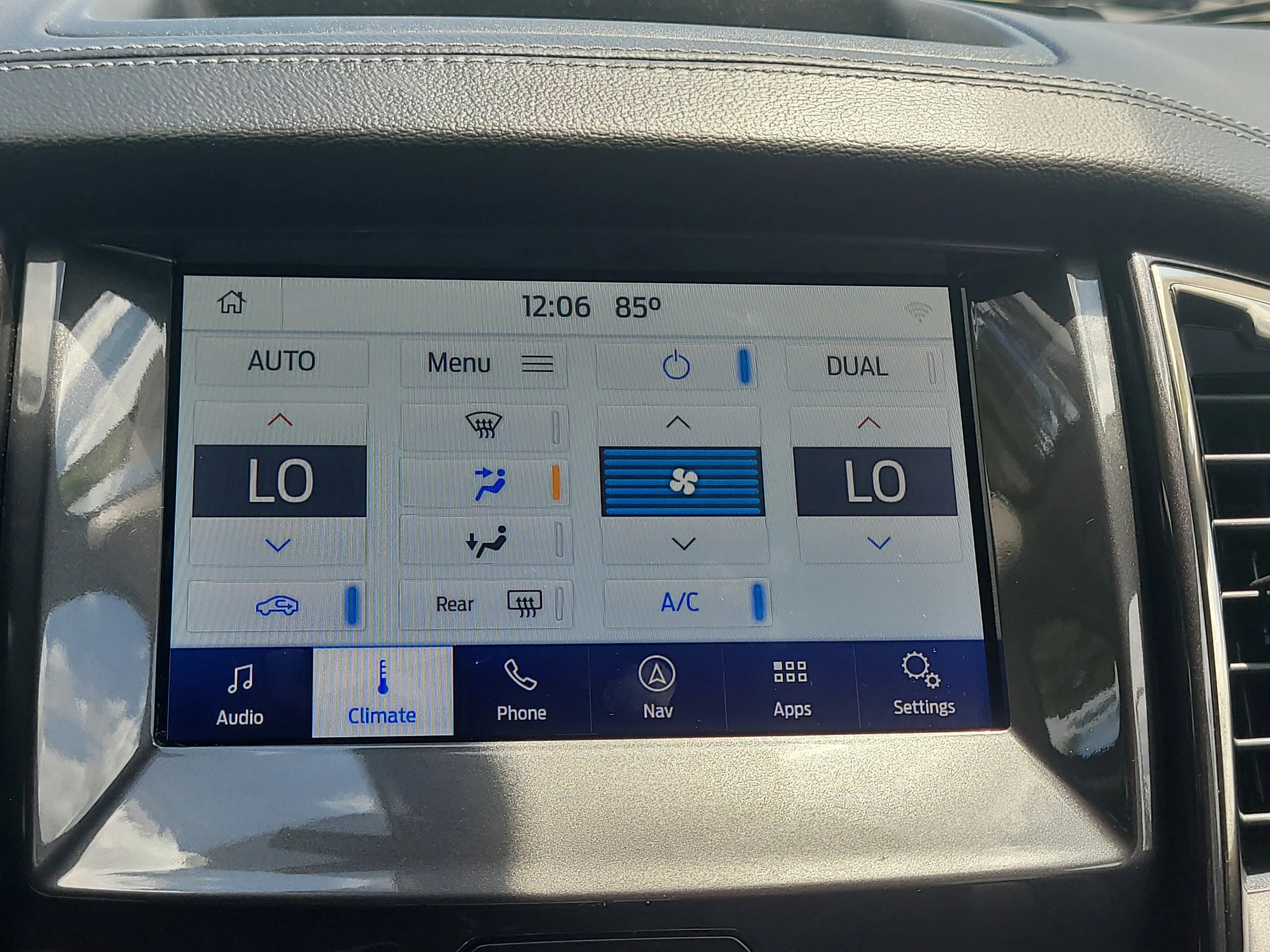 Used 2022 Shadow Black Ford LARIAT image 24