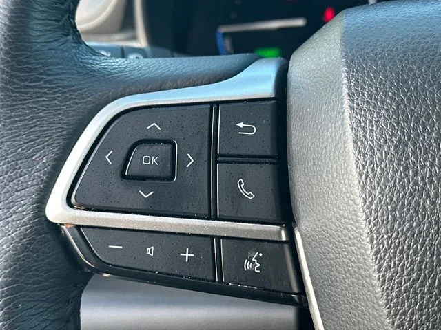 Used 2025 Gray Toyota XLE image 19