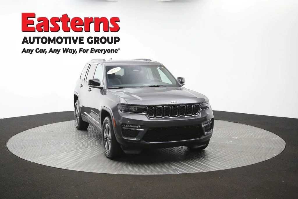 Used 2024 Gray Jeep 4xe image 55