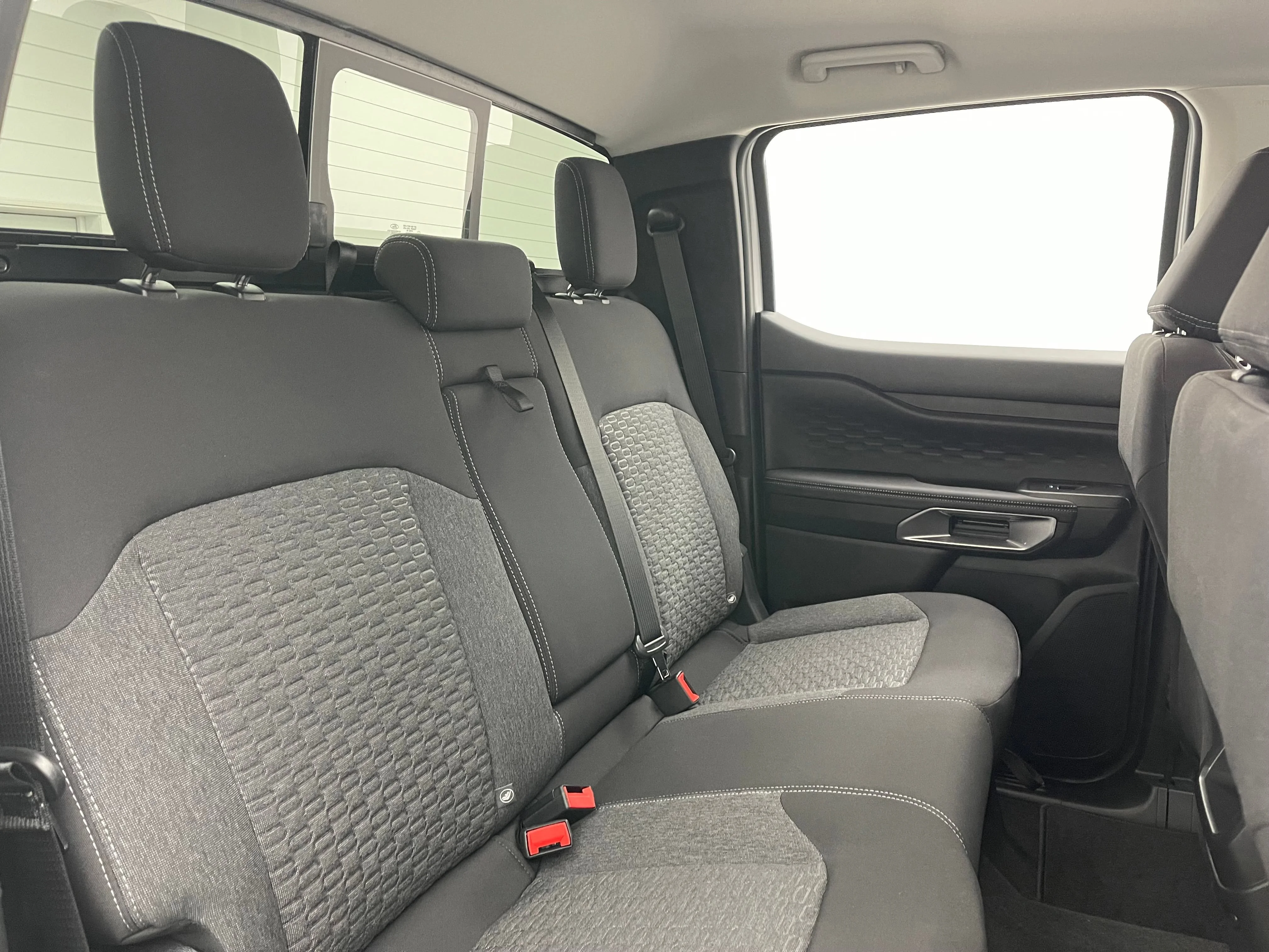 Used 2024 White Ford XLT image 34