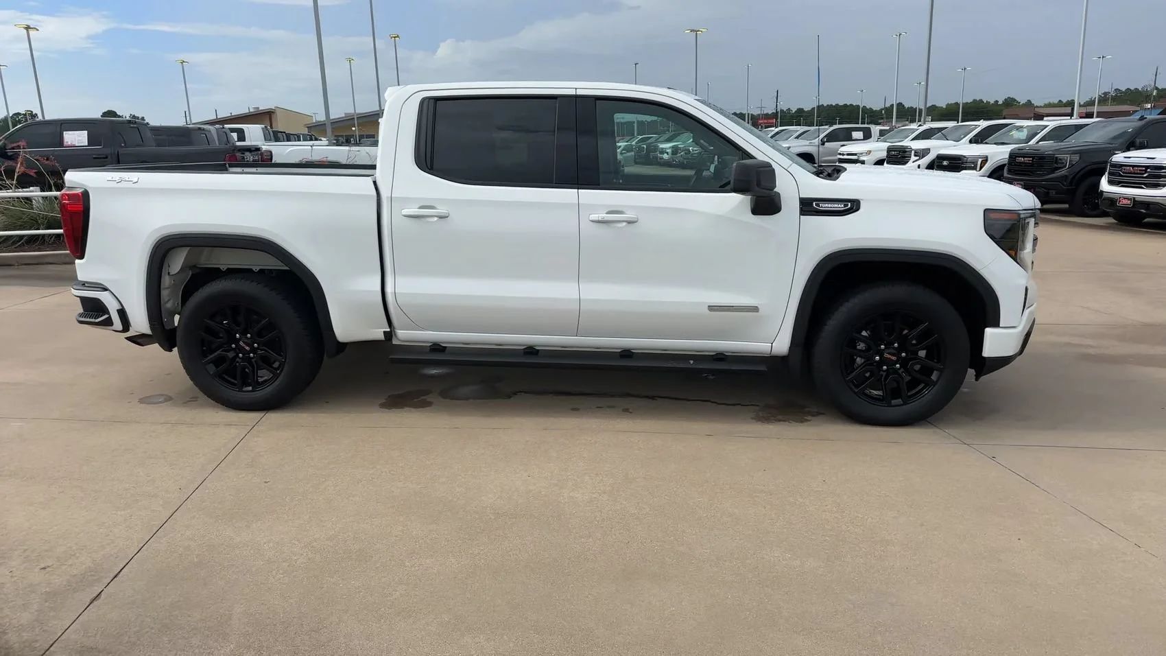 Used 2024 Summit White GMC Elevation image 2
