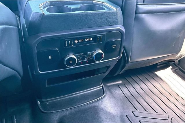 Used 2022  Ford Platinum image 34
