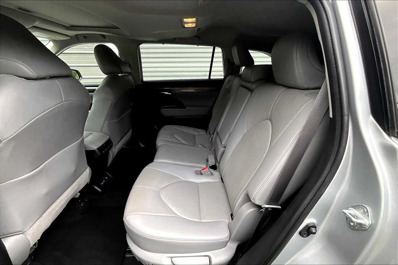 Used 2020 Celestial Silver Metallic Toyota Limited image 19