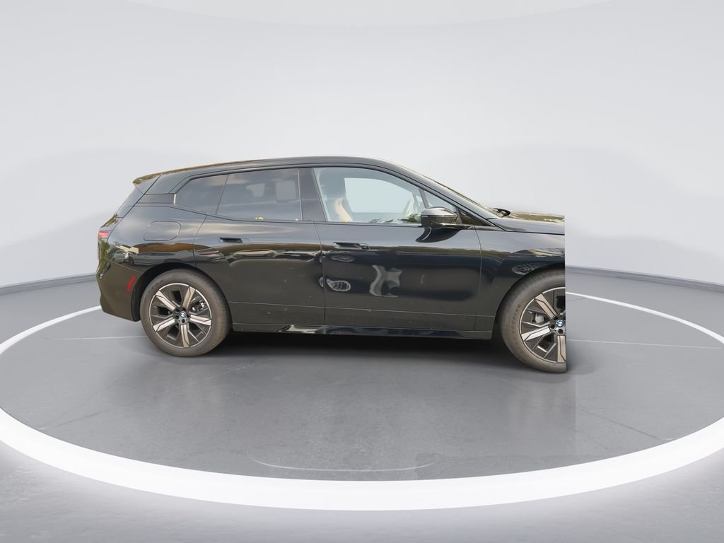 2026 BMW iX 45 - Photo 9