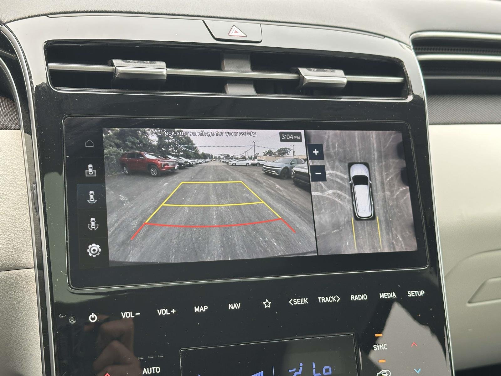 Used 2023 Black Hyundai Limited image 28