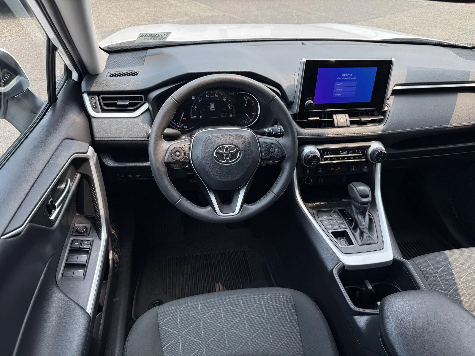 Used 2023 Ice Cap Toyota XLE image 17