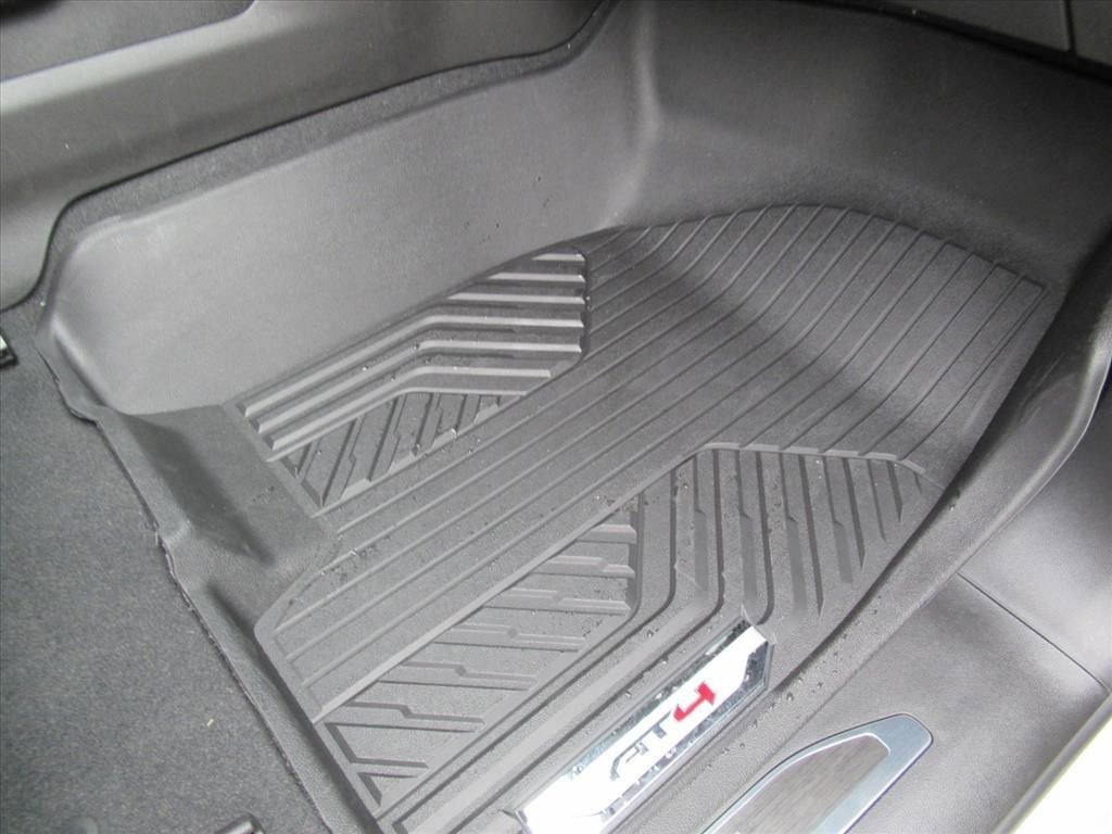 2026 GMC Sierra 2500HD AT4 - Photo 13