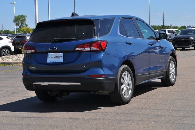 Used 2024 Lakeshore Blue Metallic Chevrolet LT image 3
