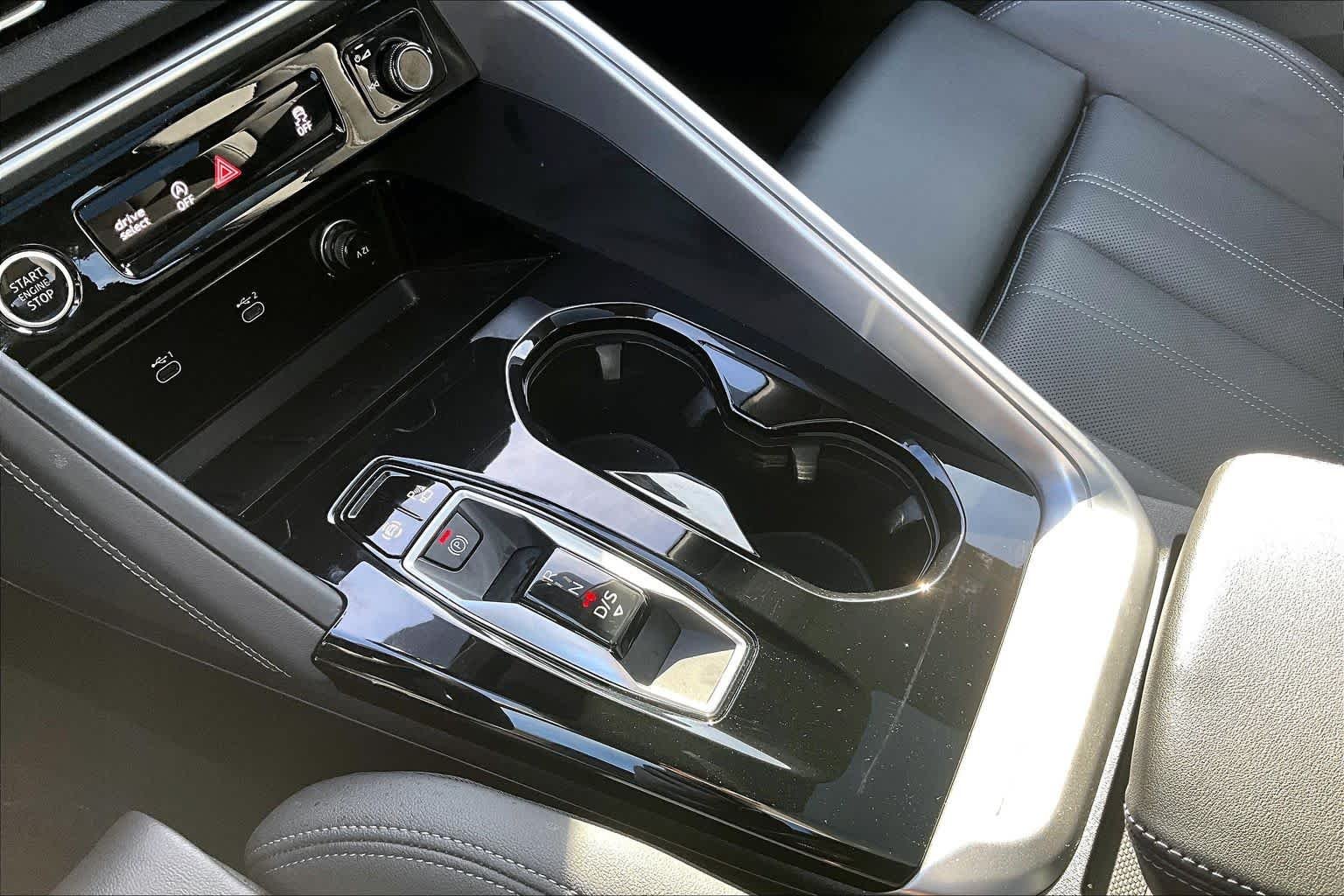 2025 Audi Q5 Premium Plus - Photo 17