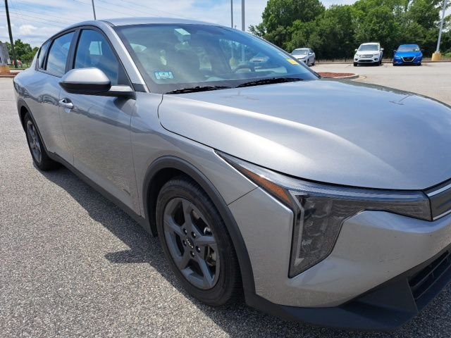 2025 Kia K4 LXS AT's photo