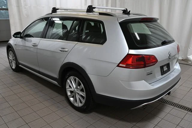 Used 2017 Silver Volkswagen TSI S image 9