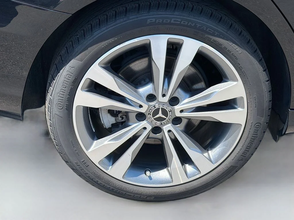 Used 2021 Black Mercedes-Benz C 300 image 10