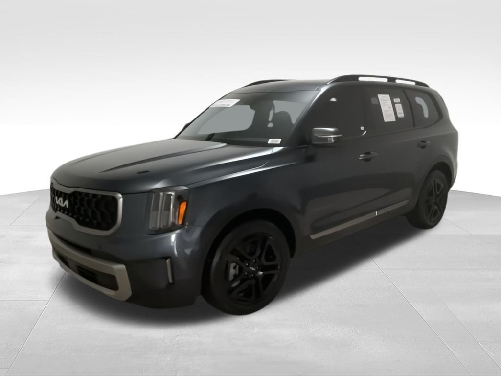 Used 2023 Gray Kia EX X-Line image 6