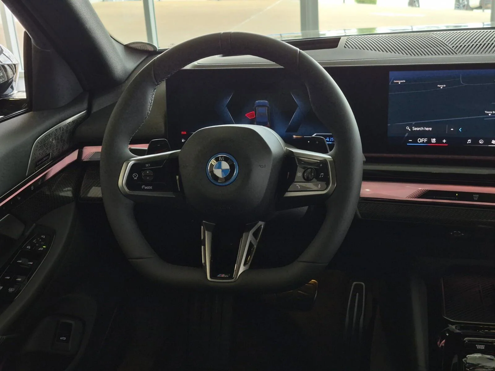 New 2027 Black Sapphire Metallic BMW 550e xDrive image 17