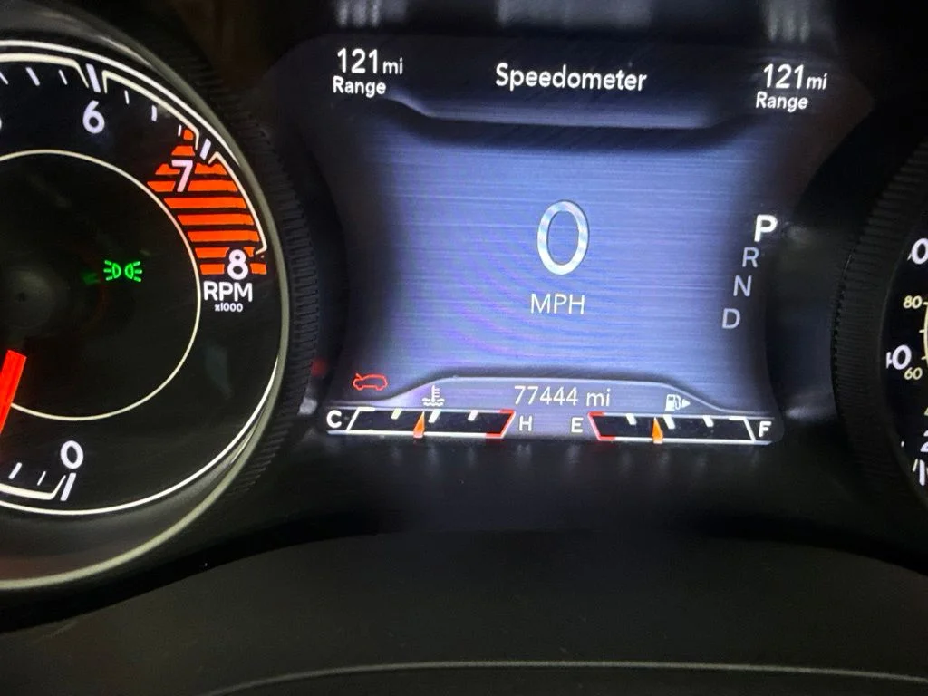 Used 2021 Beige Jeep Trailhawk image 30