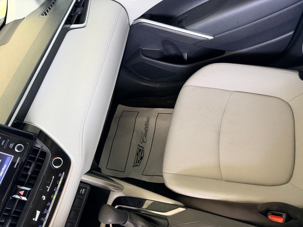 Used 2022 Blue Toyota L image 17