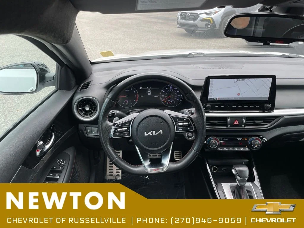 Used 2024 White Kia GT image 20