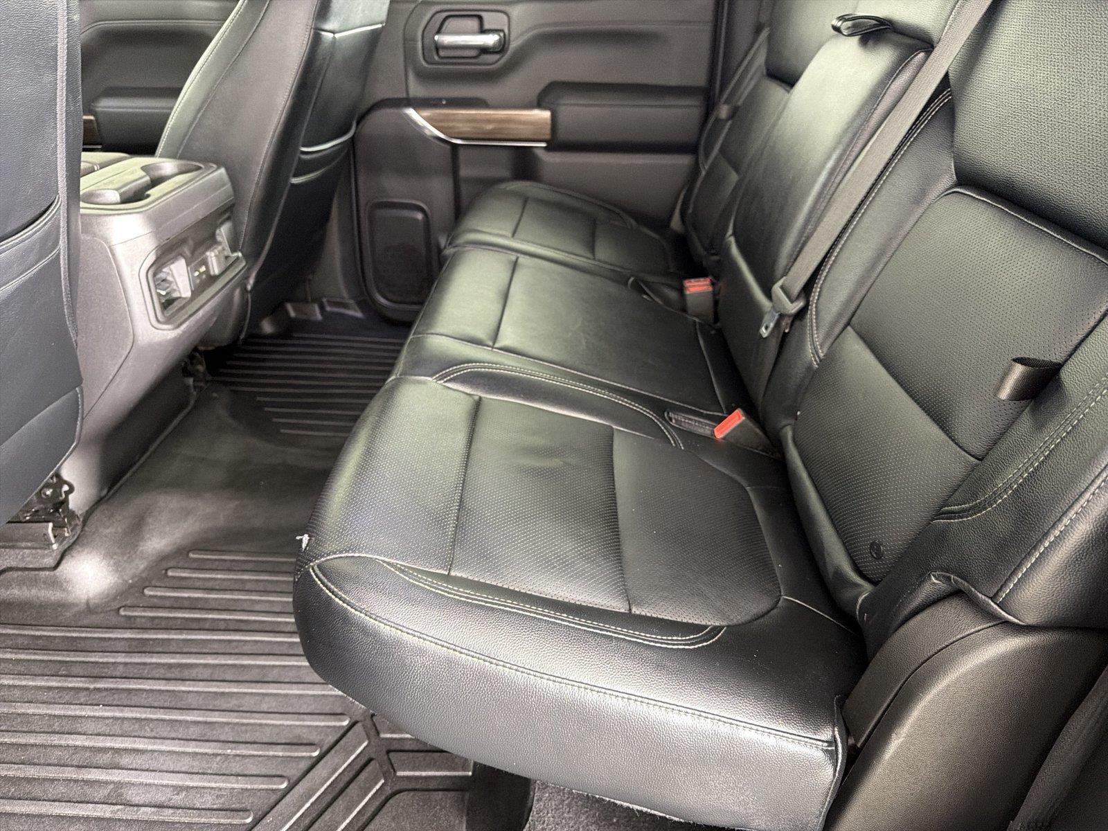 2019 Chevrolet Silverado 1500 RST - Photo 18