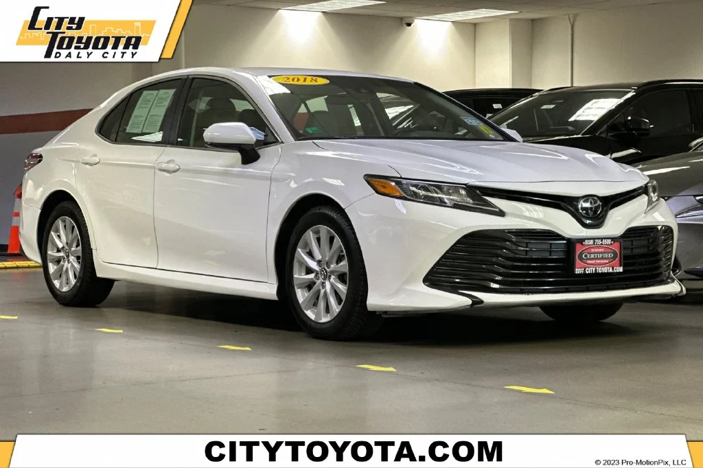 2018 Toyota Camry LE
