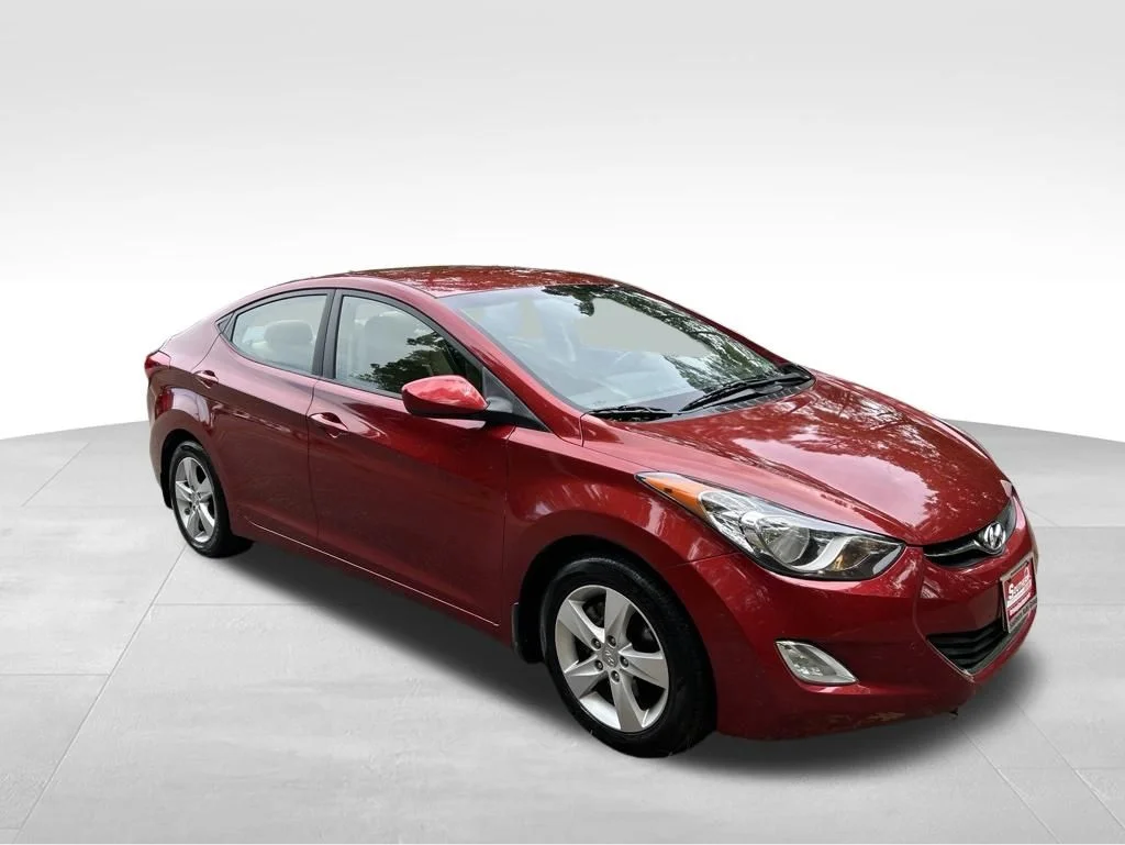 Used 2012 Red Hyundai GLS image 8