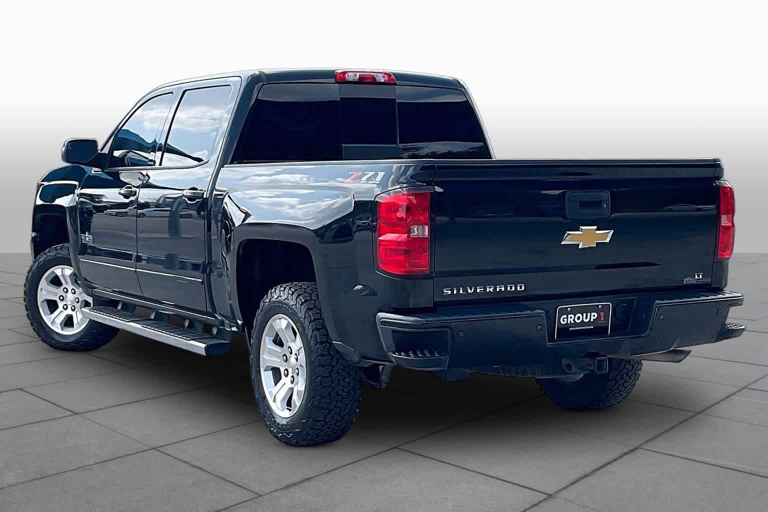 Used 2018 Black Chevrolet LT image 12