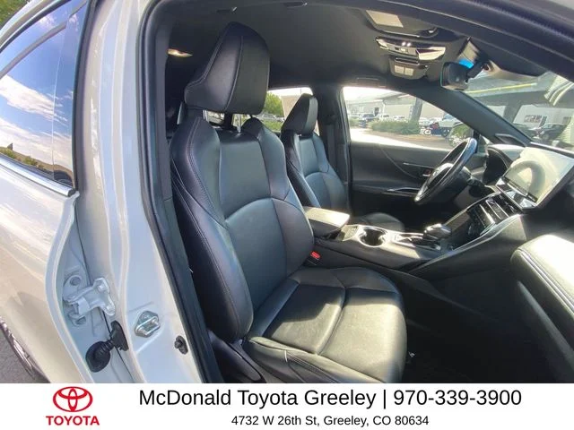 Used 2022 White Toyota XLE image 24