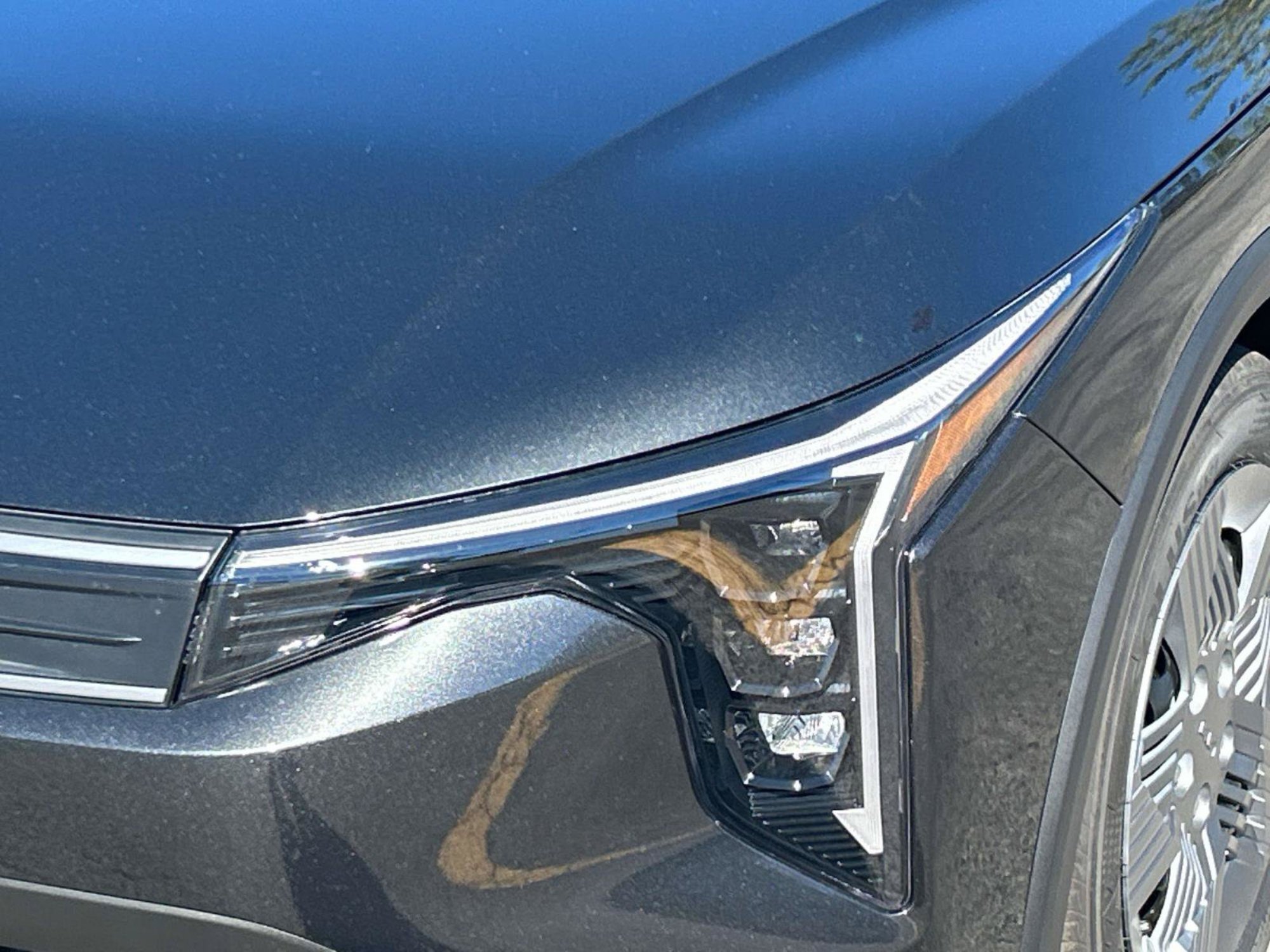 New 2027 Interstellar Gray Kia LX image 9
