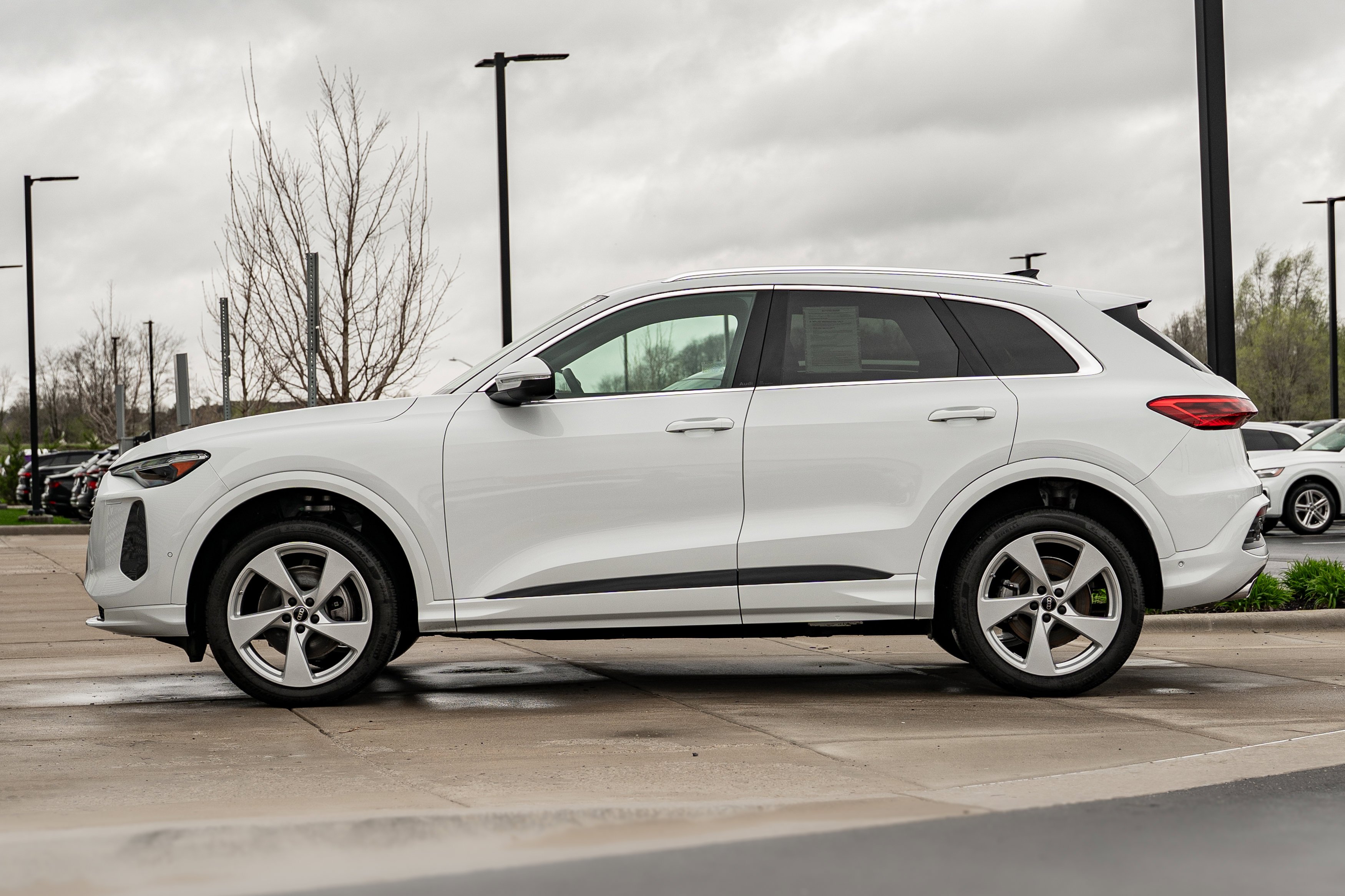 2025 Audi Q5 Premium Plus - Photo 5