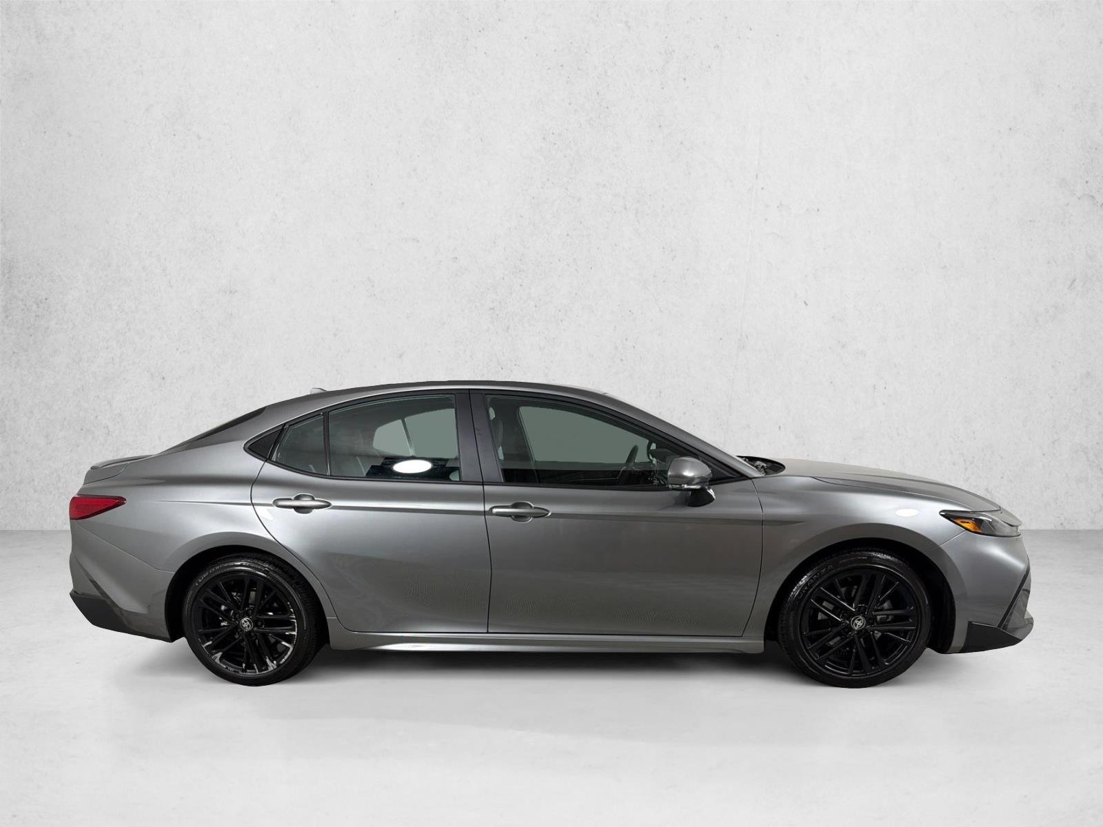 Used 2026  Toyota SE image 2
