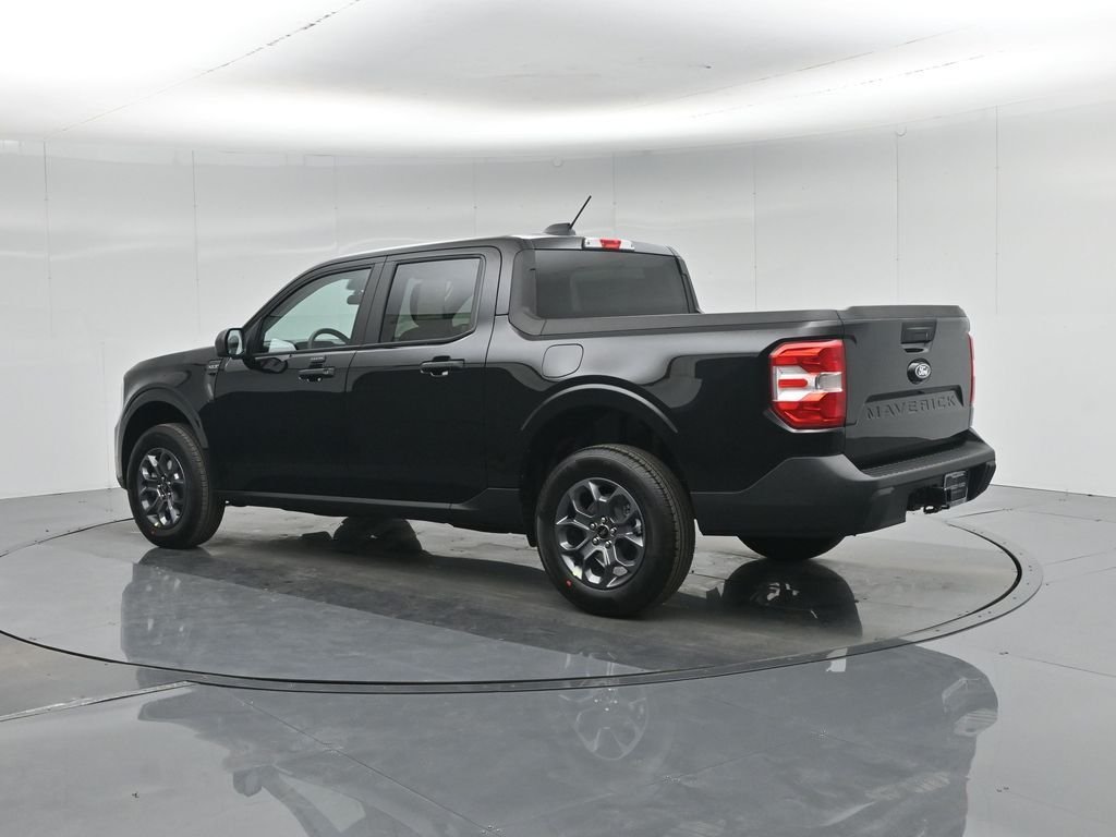 New 2026 Shadow Black Ford XLT image 6