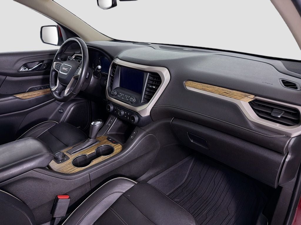 Used 2019 Red Quartz Tintcoat GMC AWD 4dr Denali image 31