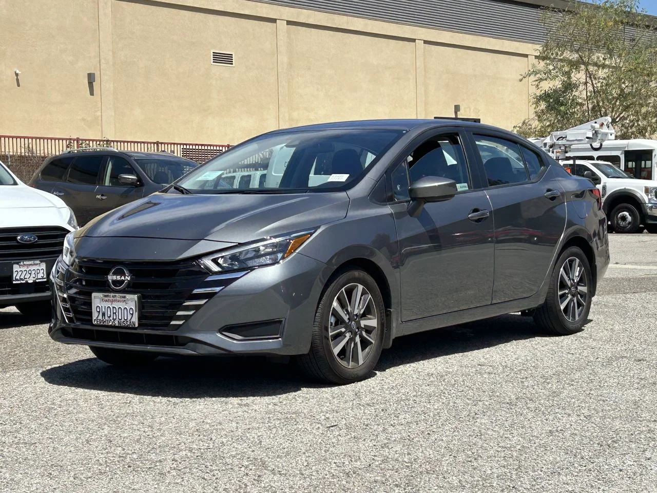 2025 Nissan Versa Sedan