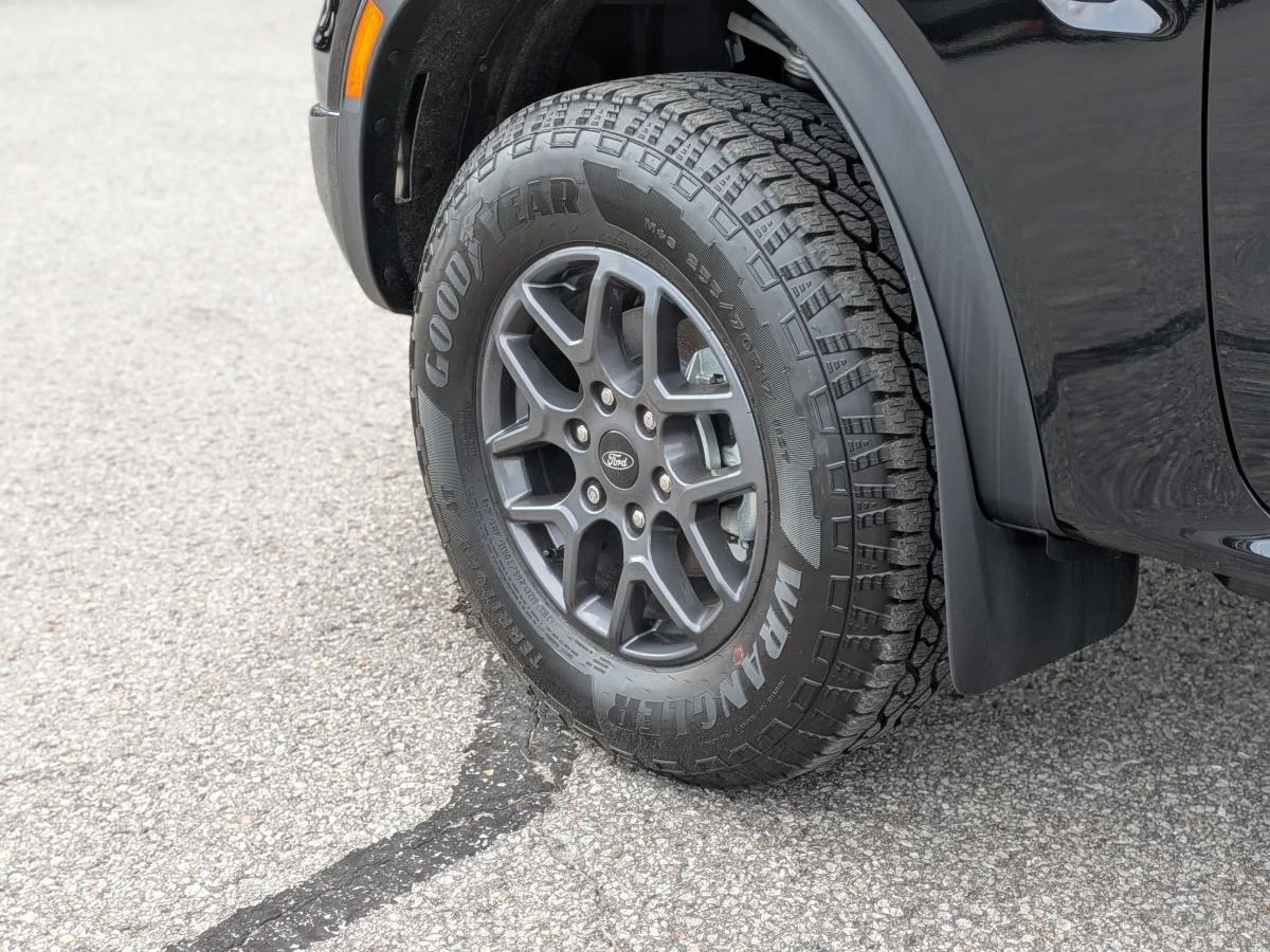 New 2025 Black Ford XLT image 10