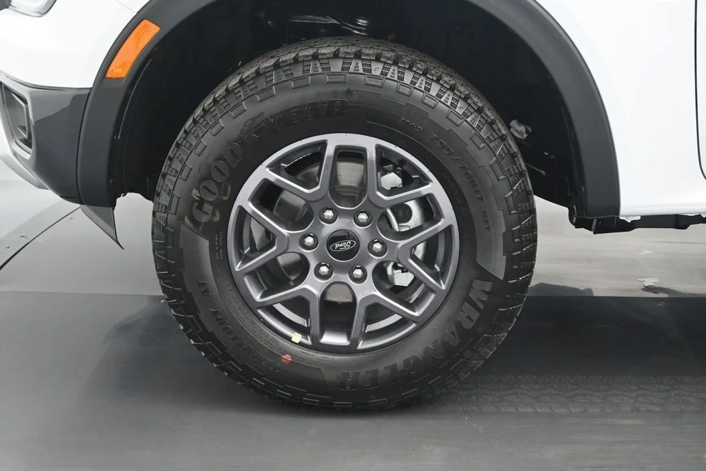 New 2026 Oxford White Ford XLT image 20