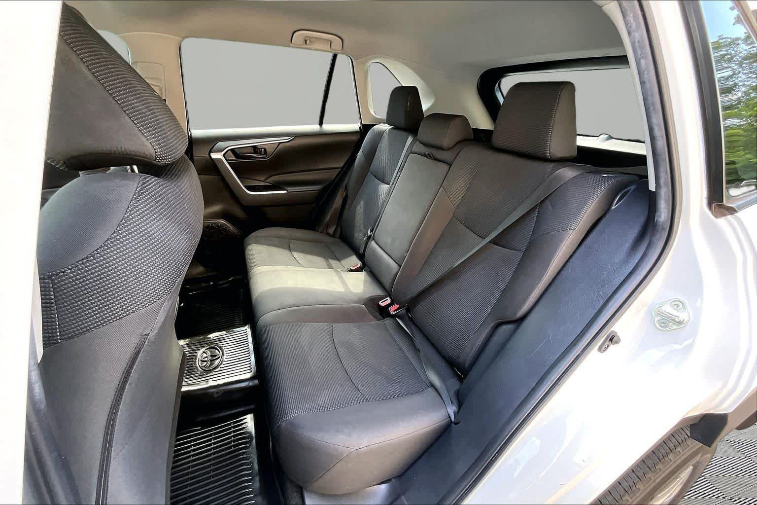 Used 2024 Ice Cap Toyota LE image 21