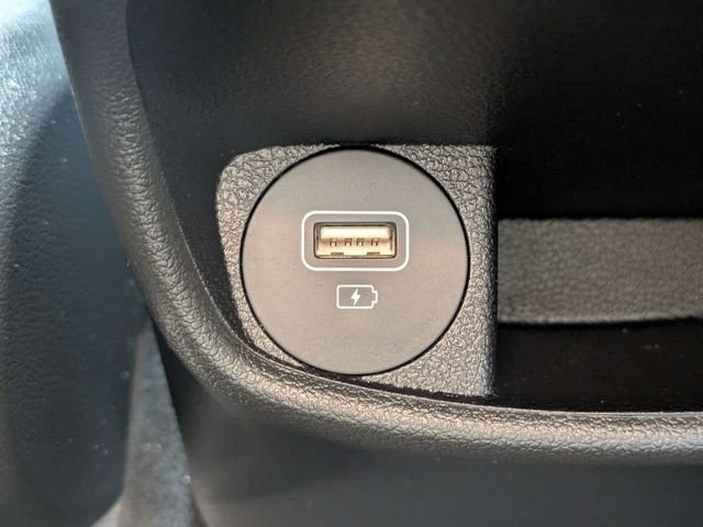 Used 2022 Black Hyundai Limited image 14