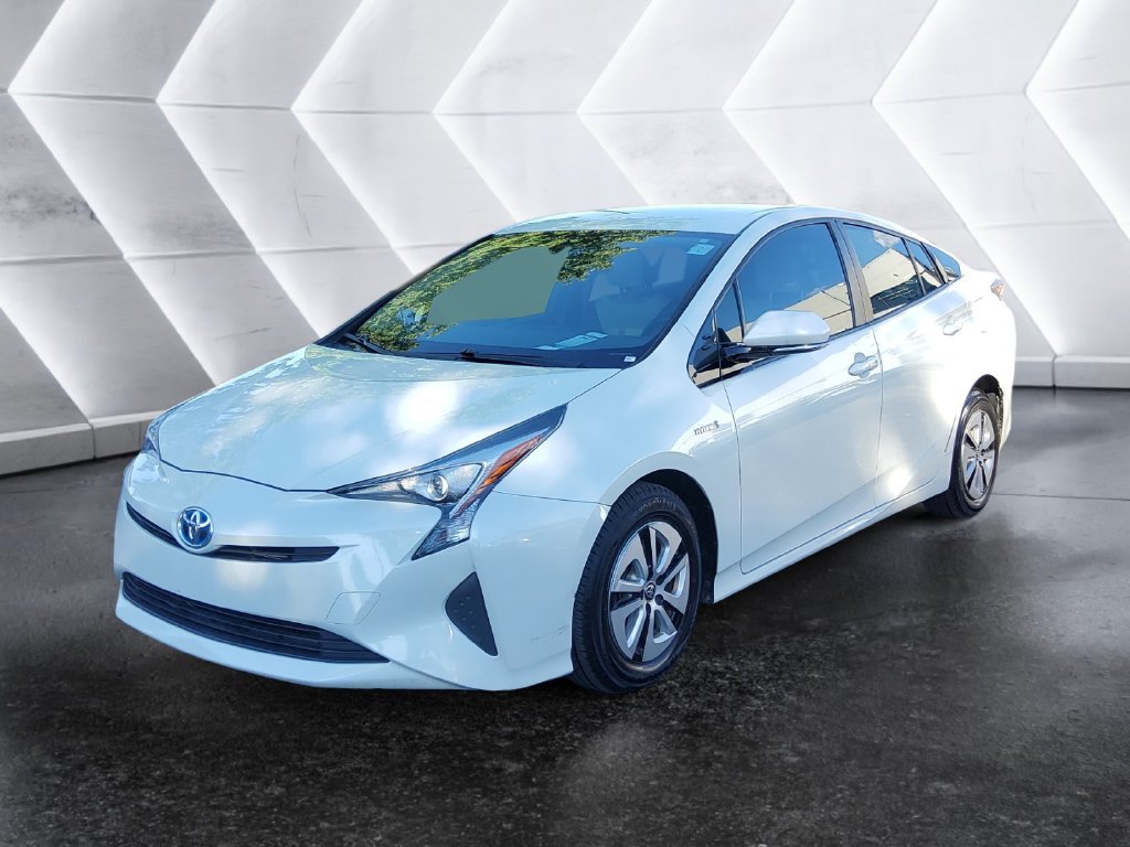 Used 2016 White Toyota Four image 3