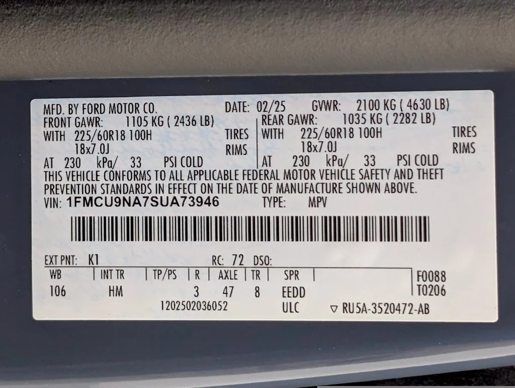 Certified Used 2025 Vapor Blue Metallic Ford ST-Line Select image 24