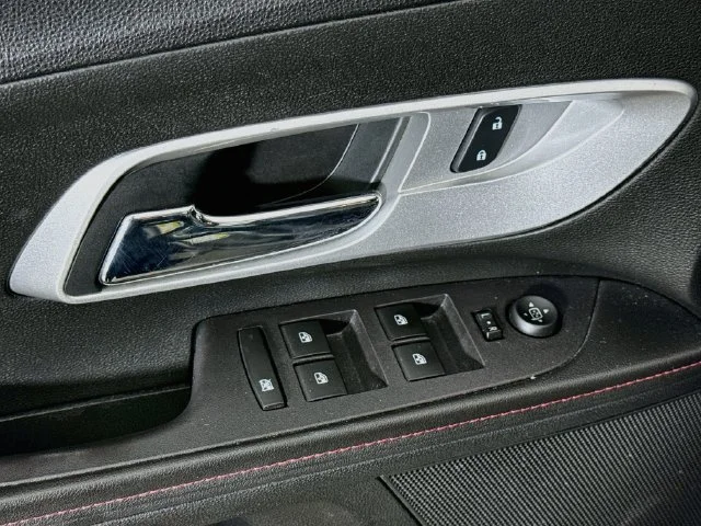 Used 2015 Gray Chevrolet LT image 17