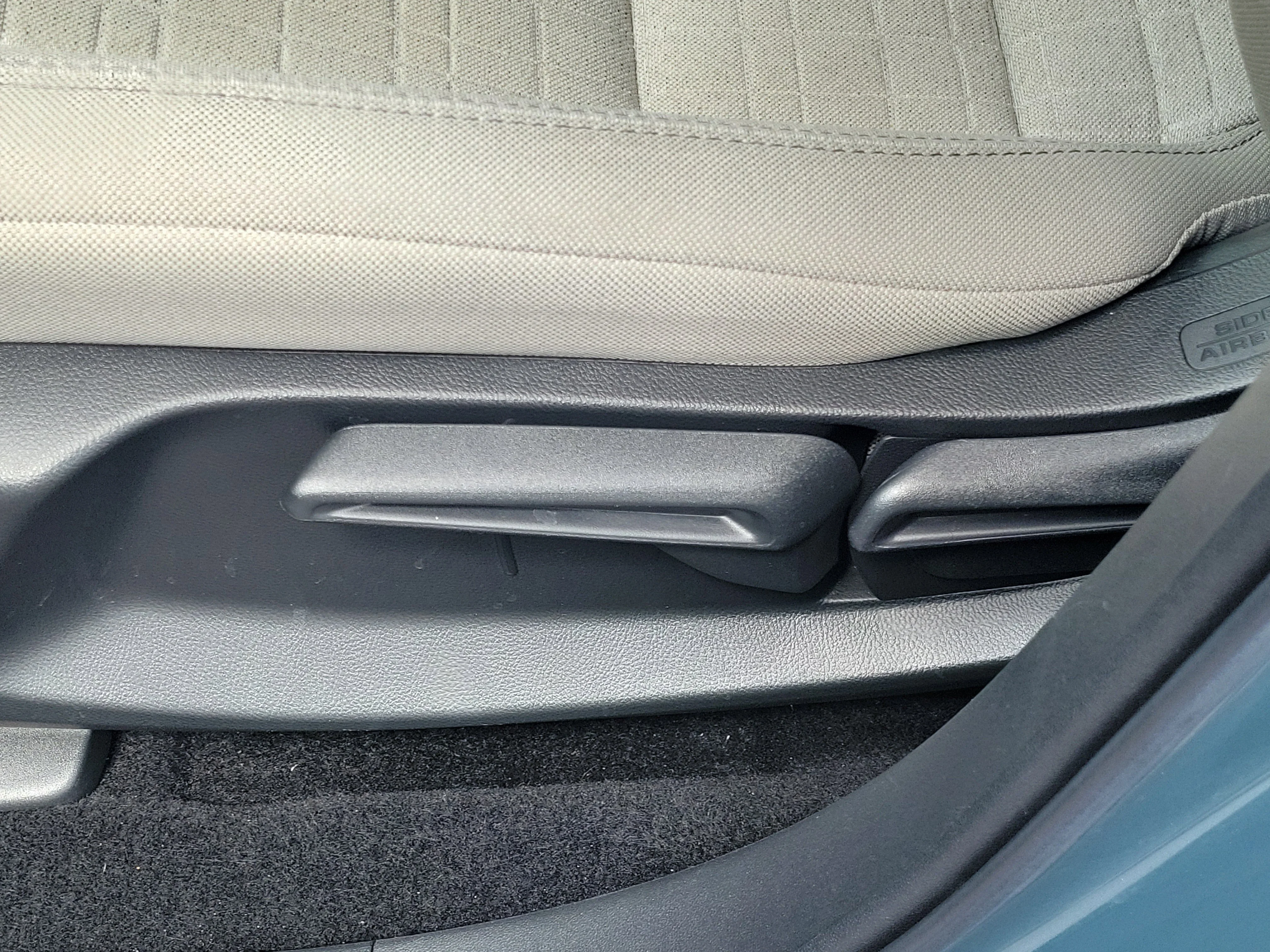 2025 Honda HR-V LX - Photo 17