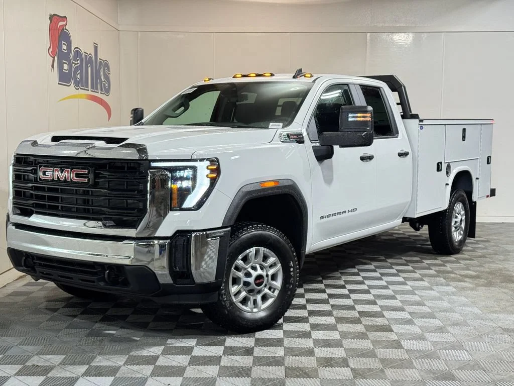 New 2026 Summit White GMC Pro image 2