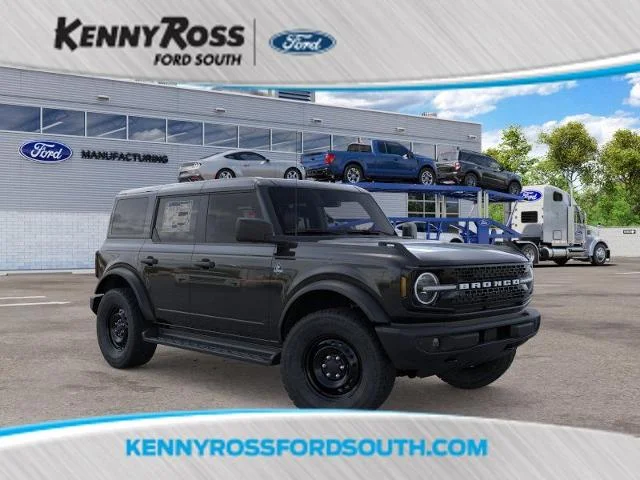 New 2026 Shadow Black Ford Outer Banks® image 27