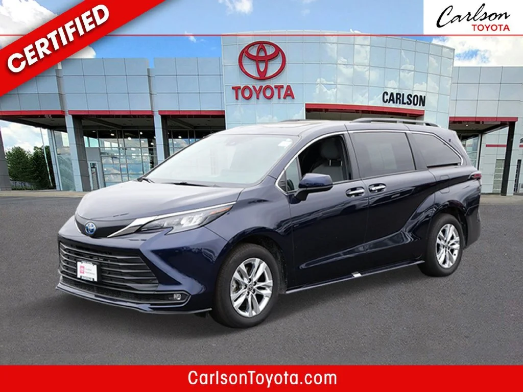 2025 Toyota Sienna XLE