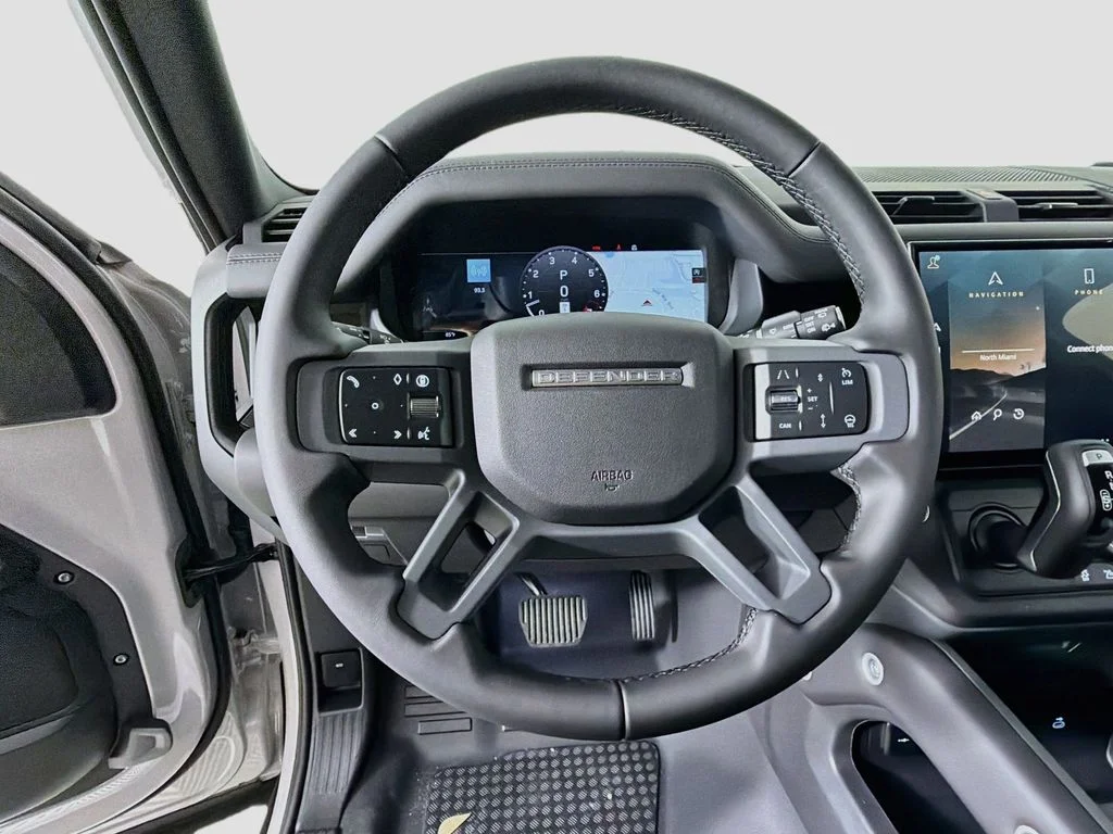 New 2026 Borasco Grey Land Rover X-Dynamic SE image 11