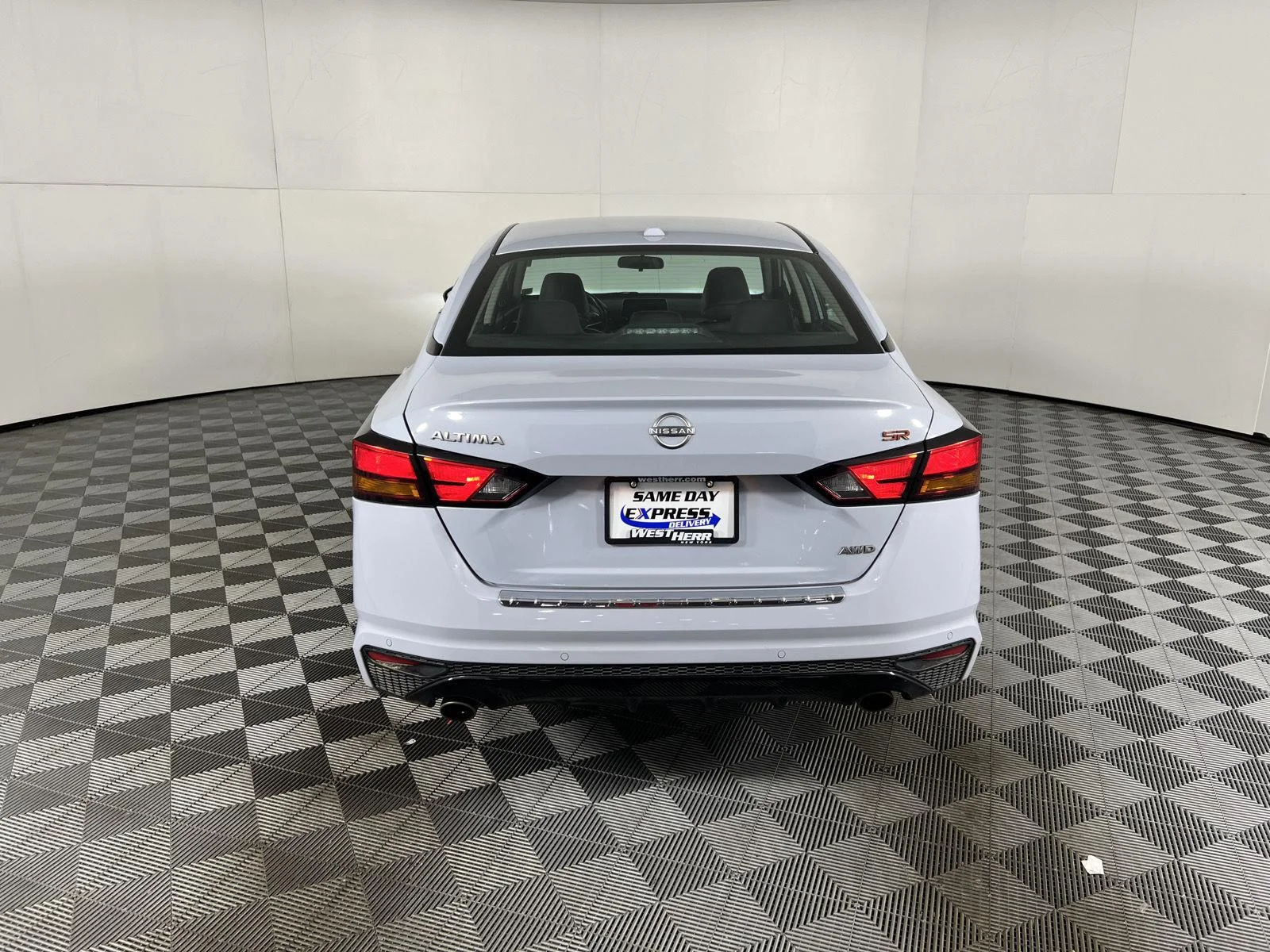 Used 2023 Gray Sky Pearl Nissan 2.5 SR image 7