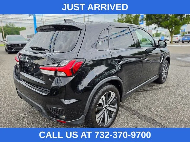 Used 2020 Labrador Black Metallic Mitsubishi 2.0 SE image 5