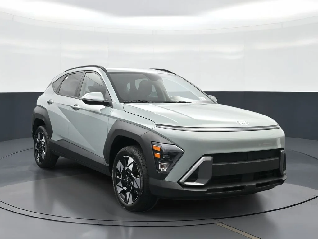 Certified Used 2024 Green Hyundai SEL image 13