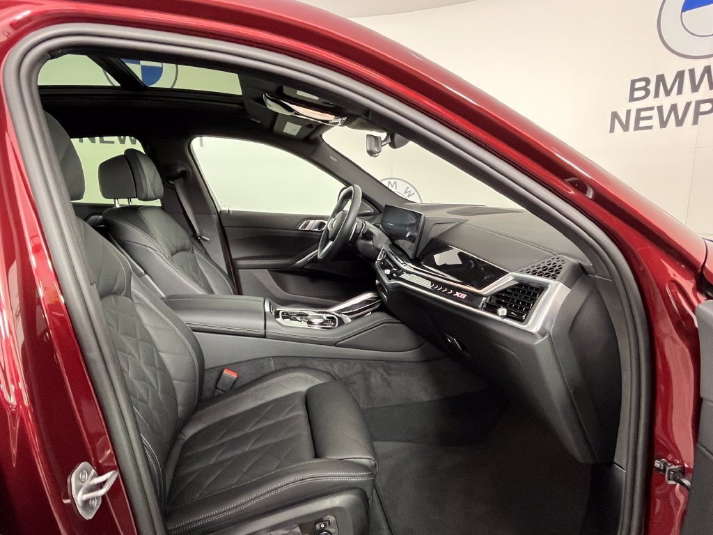 Used 2026 Red BMW xDrive40i image 24